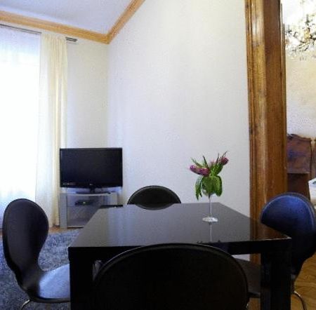 קרקוב Decameron Apartments מראה חיצוני תמונה